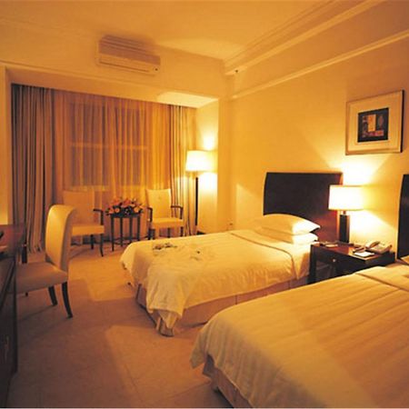 Clifford Golden Lake Hotel Foshan Chambre photo