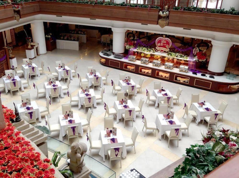 Clifford Golden Lake Hotel Foshan Extérieur photo